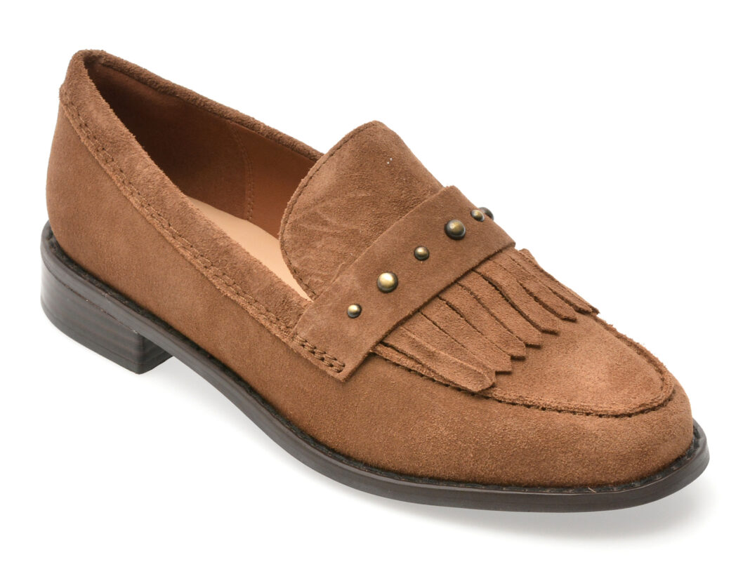 Mocasini CLARKS maro, HANA LOAFER, din piele intoarsa Mocasini CLARKS maro, HANA LOAFER, din piele intoarsa