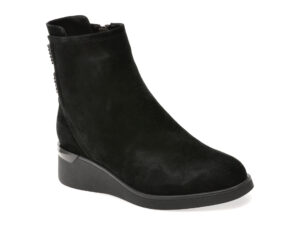 Ghete EPICA negre, E535, din piele intoarsa Ghete EPICA negre, E535, din piele intoarsa