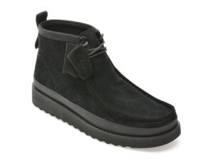 Ghete CLARKS negre, WALLABEE FTR 2 HI, din piele intoarsa Ghete CLARKS negre, WALLABEE FTR 2 HI, din piele intoarsa