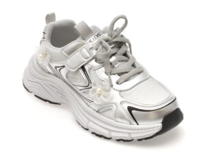 Pantofi sport SELECTION KIDS argintii, 532209, din material textil Pantofi sport SELECTION KIDS argintii, 532209, din material textil