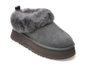 Papuci UGG gri, TAZZELLE, din piele intoarsa Papuci UGG gri, TAZZELLE, din piele intoarsa