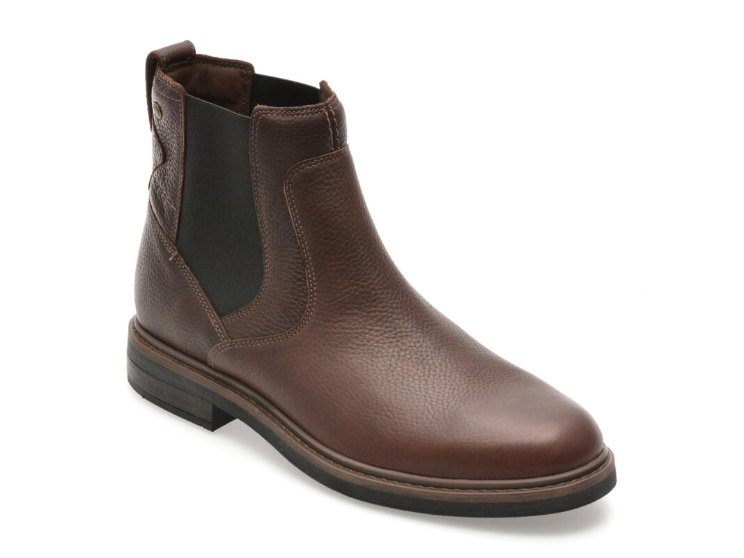 Ghete CLARKS maro, NEWFORD EASY, din piele naturala Ghete CLARKS maro, NEWFORD EASY, din piele naturala