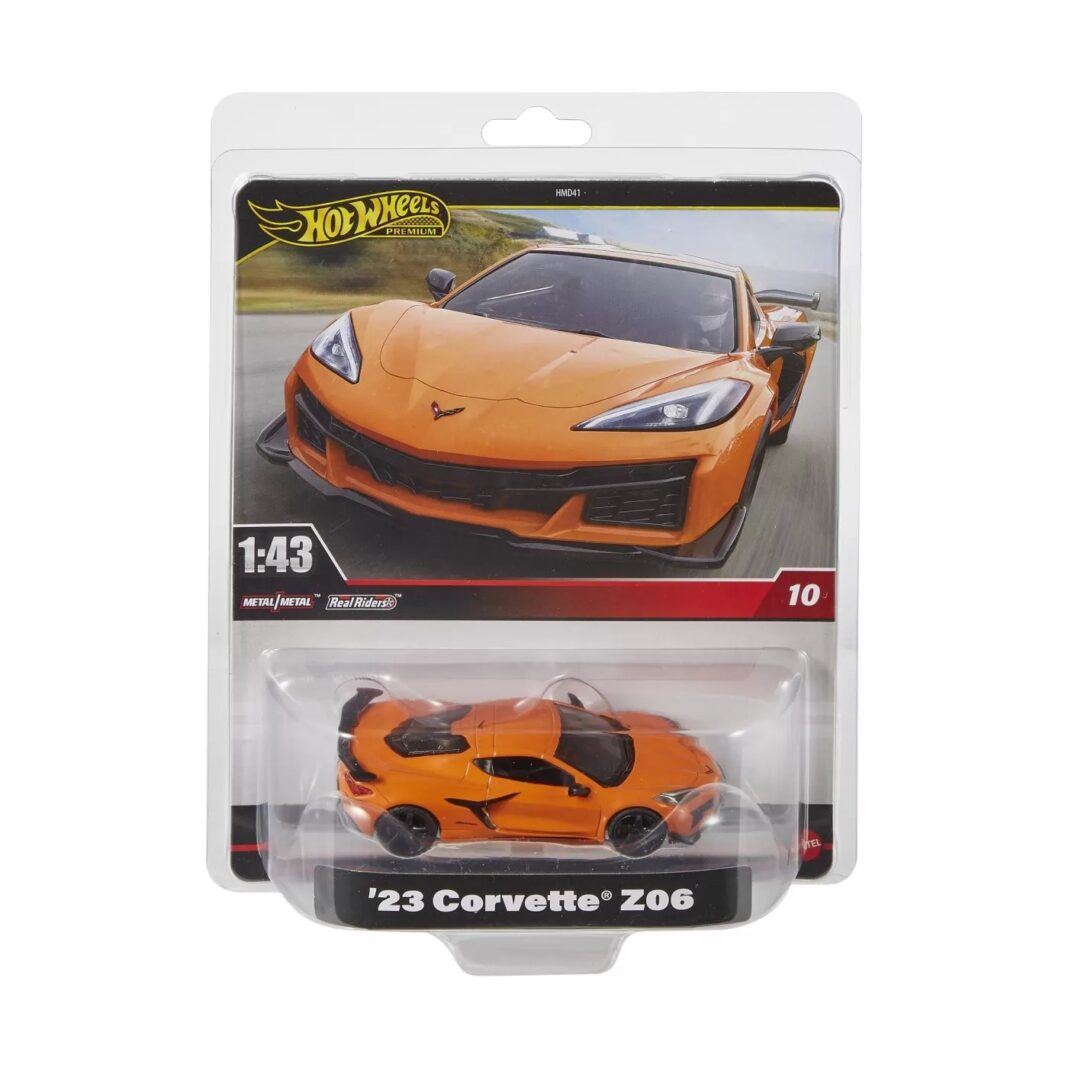 Masinuta Hot Wheels Premium Real Riders Pop Culture, 23 Corvette Z06, 1:43 Masinuta Hot Wheels Premium Real Riders Pop Culture, 23 Corvette Z06, 1:43