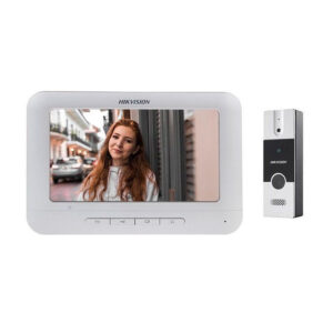 Kit videointerfon pe 4 fire Hikvision DS-KIS202T, LCD 7 inch, FullHD, 1 familie Kit videointerfon pe 4 fire Hikvision DS-KIS202T, LCD 7 inch, FullHD, 1 familie