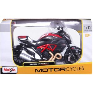 Motocicleta Maisto, Ducati Diavel Carbon, 1:12 Motocicleta Maisto, Ducati Diavel Carbon, 1:12
