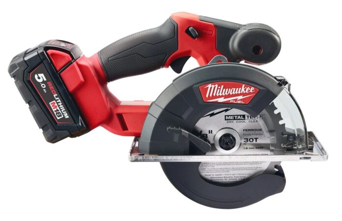 Fierastrau pentru debitare metal Milwaukee M18 FMCS-502X, 150mm, cu acumulator, 57mm taiere, 3900 RPM, sistem FUEL, 4933459193 Fierastrau pentru debitare metal Milwaukee M18 FMCS-502X, 150mm, cu acumulator, 57mm taiere, 3900 RPM, sistem FUEL, 4933459193