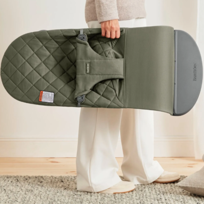 Balansoar Bliss BabyBjorn Black din tesatura matlasata cu aspect Clasic Balansoar Bliss BabyBjorn Black din tesatura matlasata cu aspect Clasic