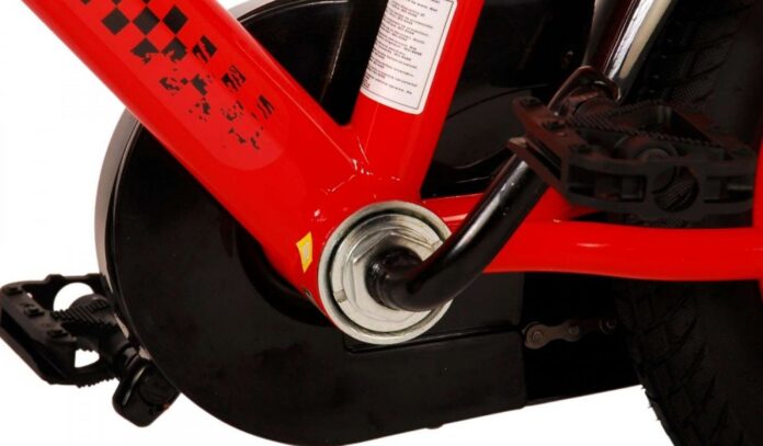 Bicicleta pentru copii EL Disney Cars 12 inch CB, frana de mana pe roata fata, scaun si ghidon reglabil, spite metalice, roti gonflabile, stopuri reflectorizante Bicicleta pentru copii EL Disney Cars 12 inch CB, frana de mana pe roata fata, scaun si ghidon reglabil, spite metalice, roti gonflabile, stopuri reflectorizante