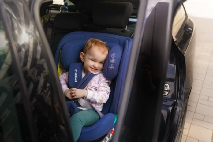 Scaun auto pentru copii, Kidnort, cu isofix, rotativ 360, i-Size R129, cu picior stabilizator si tetiera reglabila, 40-150 cm, dimensiune 46.5 x 35 x 56 cm, Radjur Grey Scaun auto pentru copii, Kidnort, cu isofix, rotativ 360, i-Size R129, cu picior stabilizator si tetiera reglabila, 40-150 cm, dimensiune 46.5 x 35 x 56 cm, Radjur Grey