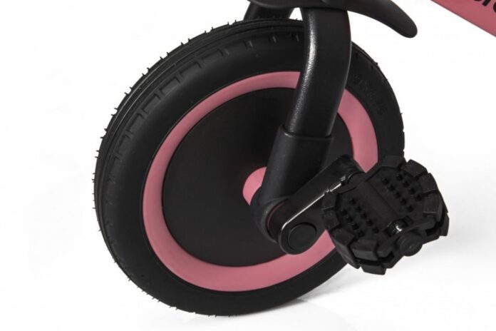 Tricicleta pentru copii Colibro Tremix Rose transformabila, 4 in 1, Ride On cu scaun reglabil, roti din cauciuc pana la 25 kg Tricicleta pentru copii Colibro Tremix Rose transformabila, 4 in 1, Ride On cu scaun reglabil, roti din cauciuc pana la 25 kg