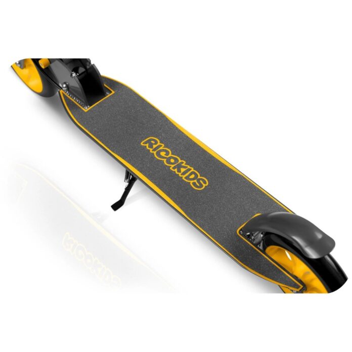 Trotineta pentru copii Ricokids Kodi GriGalben pliabila, inaltime ghidon reglabila, platforma antiderapanta, roti din PU rezistente, rulmenti ABEC-7, 2 frane de mana si picior, manere ergonomice pliabile si cric Trotineta pentru copii Ricokids Kodi GriGalben pliabila, inaltime ghidon reglabila, platforma antiderapanta, roti din PU rezistente, rulmenti ABEC-7, 2 frane de mana si picior, manere ergonomice pliabile si cric