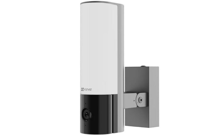 Camera supraveghere IP Wi-Fi 6 Ezviz EL3, cu lampa LED 780LM, 2K, 2.8mm, IR 15m, Alarma, slot microSD, IP65, CS-EL3(3WFL2.8mm) Camera supraveghere IP Wi-Fi 6 Ezviz EL3, cu lampa LED 780LM, 2K, 2.8mm, IR 15m, Alarma, slot microSD, IP65, CS-EL3(3WFL2.8mm)