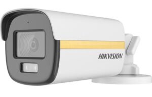 Camera supraveghere ColorVu Hikvision DS-2CE12DF3T-LFS-2.8mm, 2MP, Smart Hybrid Light, 2.8mm, Microfon, IP67 Camera supraveghere ColorVu Hikvision DS-2CE12DF3T-LFS-2.8mm, 2MP, Smart Hybrid Light, 2.8mm, Microfon, IP67