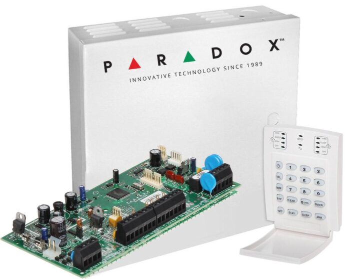 Centrala de alarma Paradox Spectra 5500 si tastatura K10, SP5500+K10 Centrala de alarma Paradox Spectra 5500 si tastatura K10, SP5500+K10