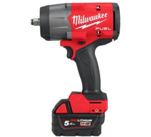 Cheie de impact M18 FUEL Milwaukee, cu acumulator si incarcator, 2000 rotatii, 4933492783 Cheie de impact M18 FUEL Milwaukee, cu acumulator si incarcator, 2000 rotatii, 4933492783