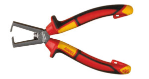Cleste Milwaukee VDE pentru dezizolat cabluri, 160 mm, rezistent la coroziune, certificat EN/IEC 60900, manere ergonomice, 4932464573 Cleste Milwaukee VDE pentru dezizolat cabluri, 160 mm, rezistent la coroziune, certificat EN/IEC 60900, manere ergonomice, 4932464573
