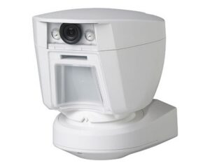 Detector PIR cu camera DSC NEO PG8944, frecventa 868 MHZ, IR 10 m, 90 grade, 12 m, imunitate la animale de companie Detector PIR cu camera DSC NEO PG8944, frecventa 868 MHZ, IR 10 m, 90 grade, 12 m, imunitate la animale de companie