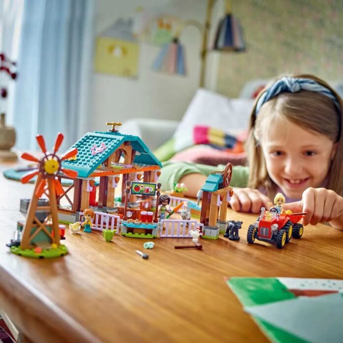 lego_friends_refugiu_pentru_animale_de_ferma_42617_10