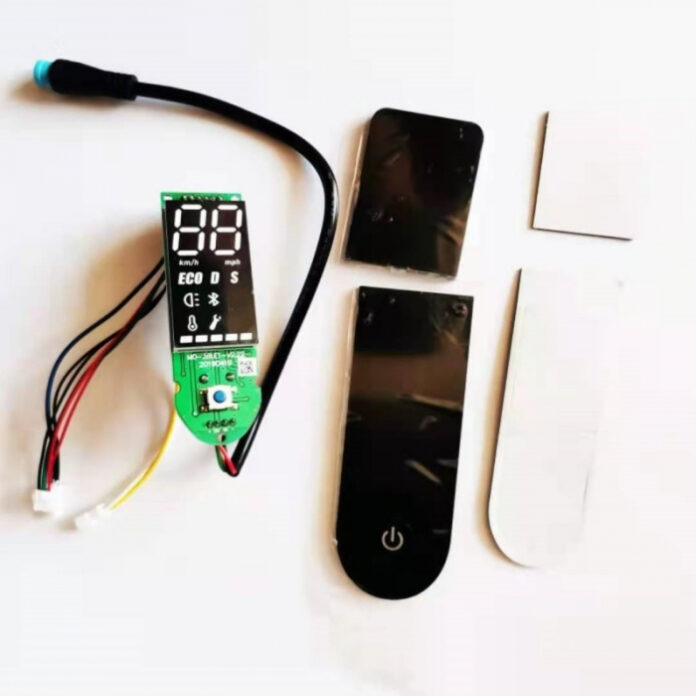 Panou de control cu sticla display pentru trotineta electrica Xiaomi M365 si M365 Pro Panou de control cu sticla display pentru trotineta electrica Xiaomi M365 si M365 Pro