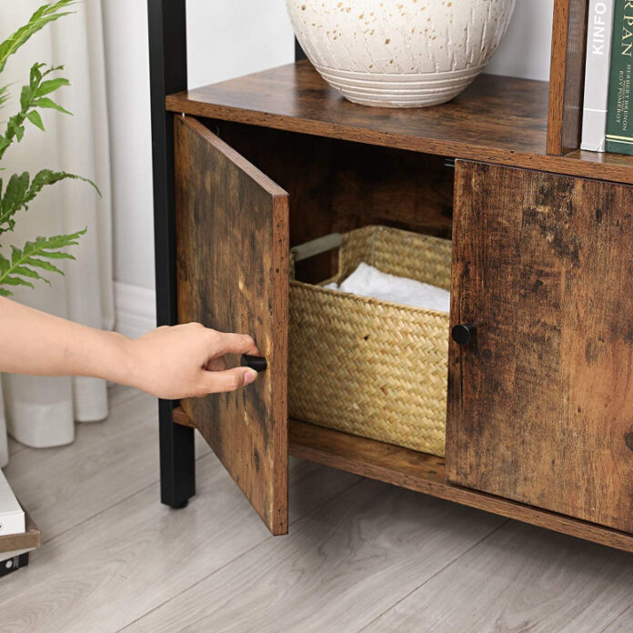 Biblioteca Vasagle, Model Armando, 74x30x154,5 cm, Maro Rustic/Negru Biblioteca Vasagle, Model Armando, 74x30x154,5 cm, Maro Rustic/Negru