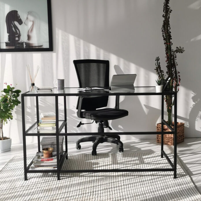 Birou Salvador, model Calisma, 130x75x60 cm, Negru/Sticla Birou Salvador, model Calisma, 130x75x60 cm, Negru/Sticla