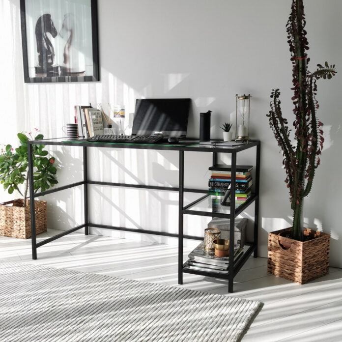 Birou Salvador, model Calisma, 130x75x60 cm, Negru/Sticla Birou Salvador, model Calisma, 130x75x60 cm, Negru/Sticla