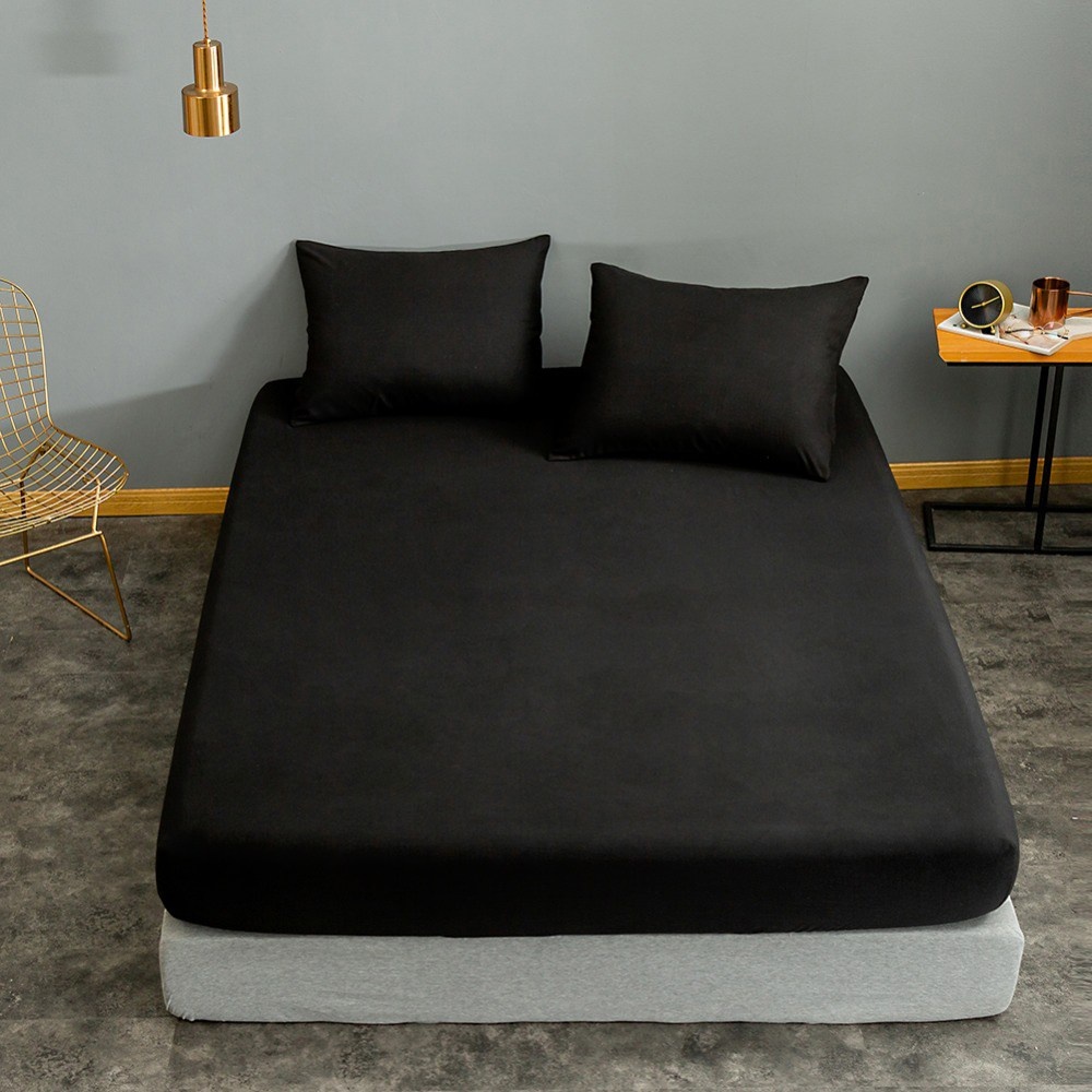 Cearsaf cu elastic si fete de perna Model Düzboya Black Cearsaf cu elastic si fete de perna Model Düzboya Black
