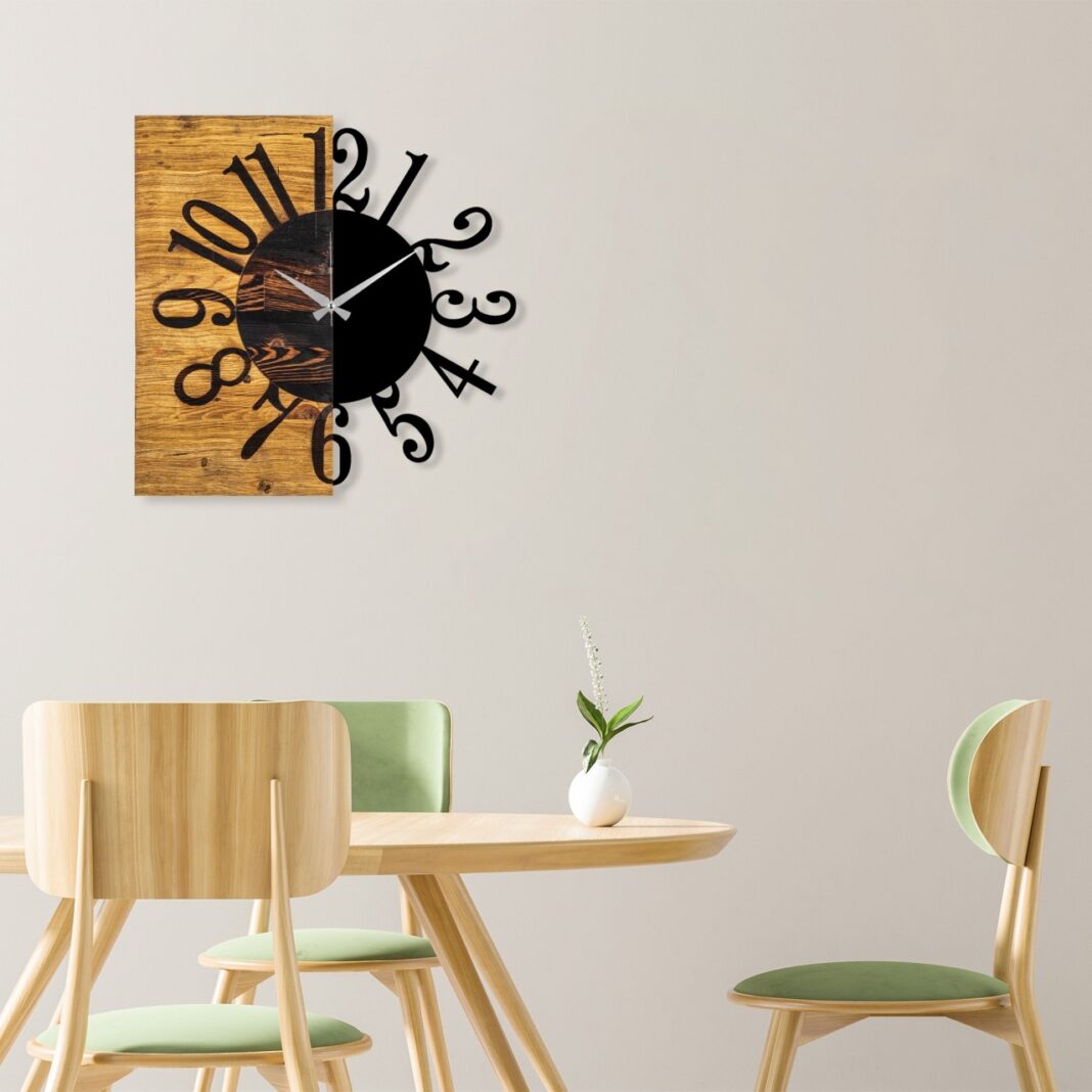 Ceas de perete decorativ din lemn Wooden Nuc 58x3x58 cm Ceas de perete decorativ din lemn Wooden Nuc 58x3x58 cm