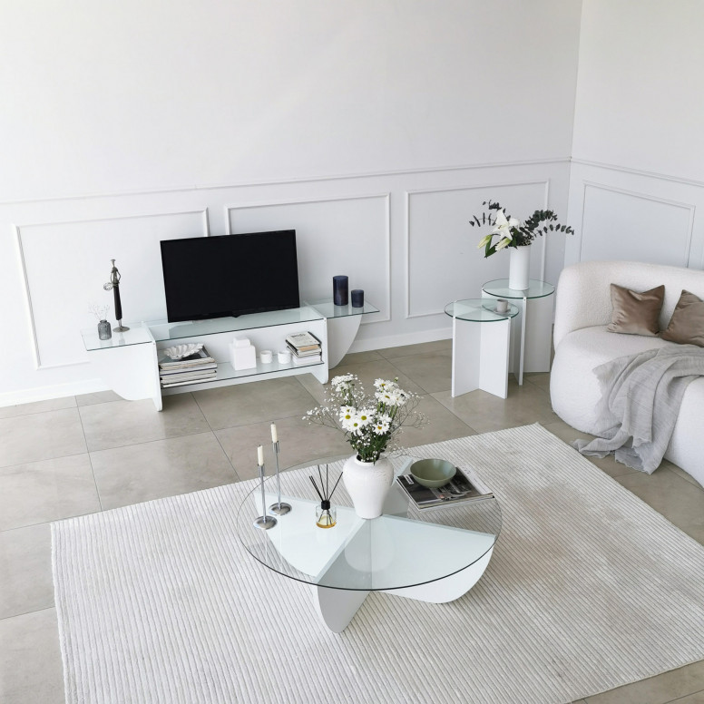 Comoda TV Salvador, Model Lily, 158x40x35 cm, Alb Comoda TV Salvador, Model Lily, 158x40x35 cm, Alb