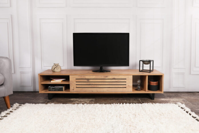 Comoda TV Salvador, Model Safir, 160x35x40 cm, Pin atlantic Comoda TV Salvador, Model Safir, 160x35x40 cm, Pin atlantic
