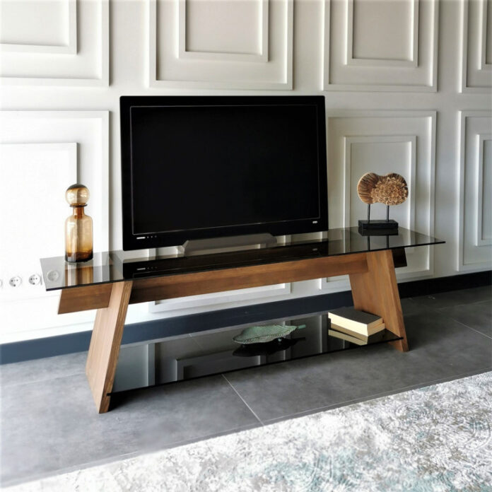 Comoda TV Salvador, Model TV201, 158x45x40 cm, Stejar Comoda TV Salvador, Model TV201, 158x45x40 cm, Stejar