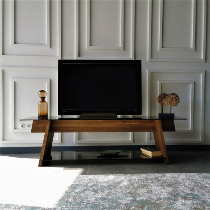 Comoda TV Salvador, Model TV201, 158x45x40 cm, Stejar Comoda TV Salvador, Model TV201, 158x45x40 cm, Stejar