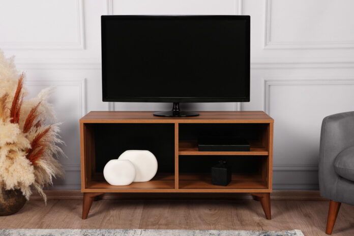 Comoda TV Salvador, Model Zisino, 100x54x35 cm, Nuc