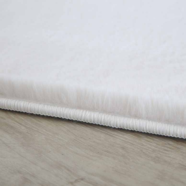 Covor Pouffy V1 Crem 200 x 200cm Covor Pouffy V1 Crem 200 x 200cm