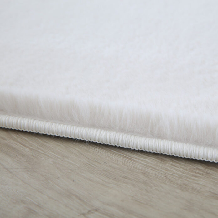 Covor Pouffy V1 Crem 60 x 110cm Covor Pouffy V1 Crem 60 x 110cm