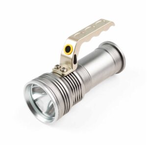 Lanterna reincarcabila TED FL-21, 240 lm, 100 m Lanterna reincarcabila TED FL-21, 240 lm, 100 m