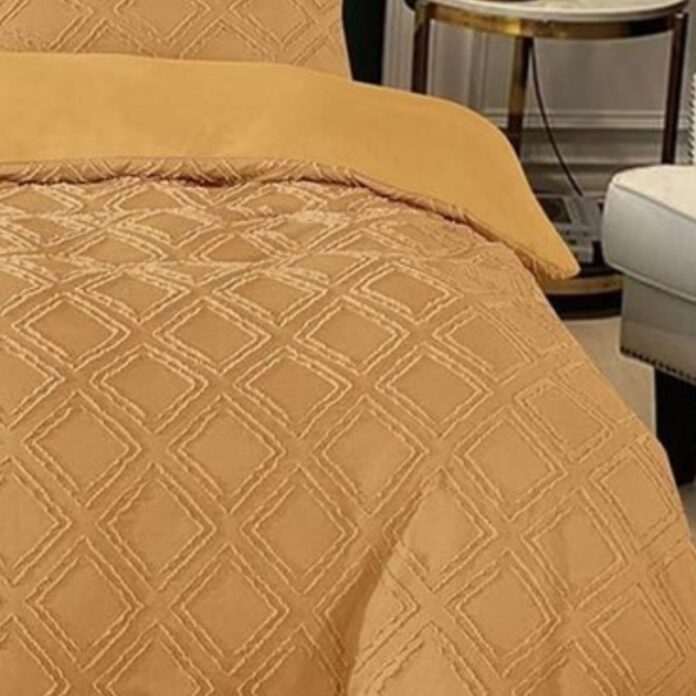 Lenjerie cu Broderie si Insertii Romb Lines Caramiziu 6 Piese (Finet) Lenjerie cu Broderie si Insertii Romb Lines Caramiziu 6 Piese (Finet)