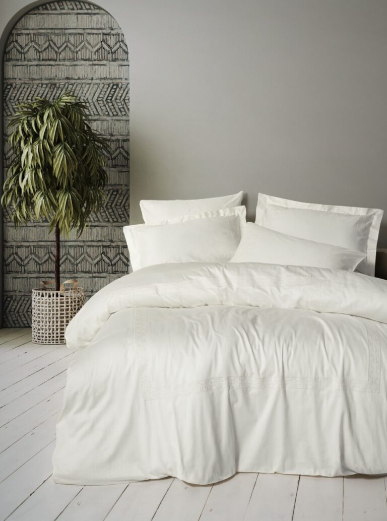 Lenjerie de pat dublu, Bumbac 100% Satinat Model Luxe Ecru