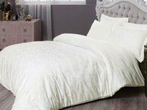 Lenjerie Jacquard Brinley Ekru (Satin Deluxe) Lenjerie Jacquard Brinley Ekru (Satin Deluxe)