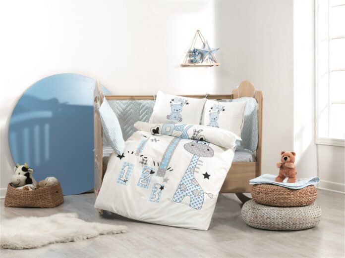 Lenjerie patut Bebe Poplin Model Buddy Blue Lenjerie patut Bebe Poplin Model Buddy Blue