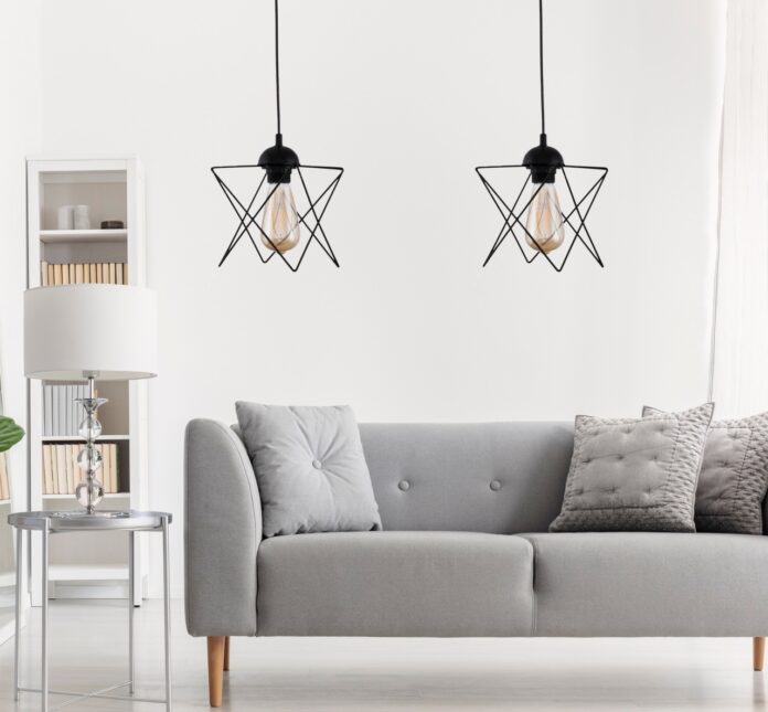 Lustra 205 Negru 18x21x60 cm Lustra 205 Negru 18x21x60 cm