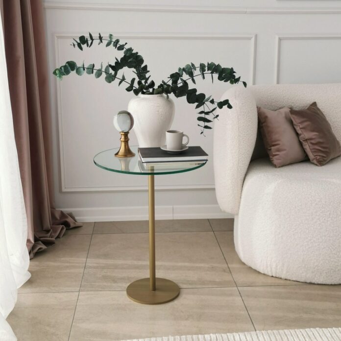 Masuta de Cafea Model Cain, 40x40x50 cm, Auriu, Blat Sticla securizata Masuta de Cafea Model Cain, 40x40x50 cm, Auriu, Blat Sticla securizata