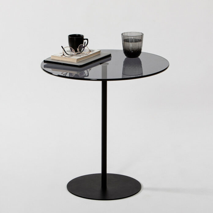 Masuta de Cafea Model Cleo, 50X50X50 cm, Negru/Gri inchis, Blat Sticla securizata Masuta de Cafea Model Cleo, 50X50X50 cm, Negru/Gri inchis, Blat Sticla securizata