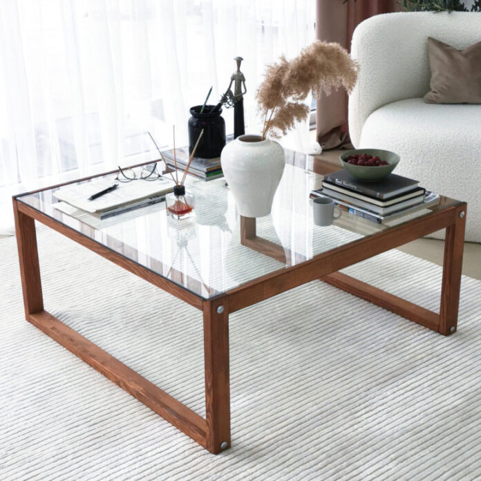 Masuta de Cafea Model Conor, 90x90x40 cm, Cires, Lemn masiv, Blat Sticla securizata Masuta de Cafea Model Conor, 90x90x40 cm, Cires, Lemn masiv, Blat Sticla securizata