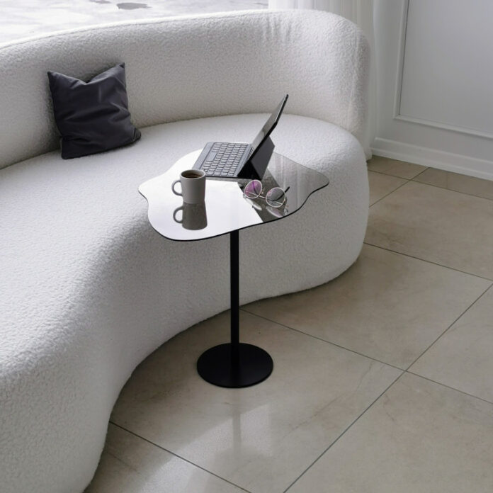 Masuta de Cafea Model Cross, 60x45x50 cm, Negru, Blat Sticla securizata Masuta de Cafea Model Cross, 60x45x50 cm, Negru, Blat Sticla securizata