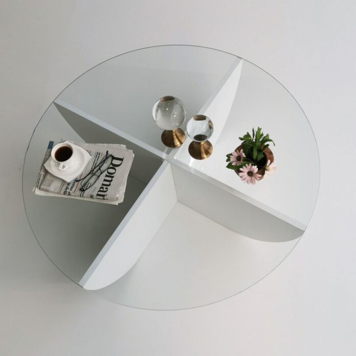 Masuta de Cafea Model Ivan, 90x90x30 cm, Alb, Blat Sticla securizata Masuta de Cafea Model Ivan, 90x90x30 cm, Alb, Blat Sticla securizata