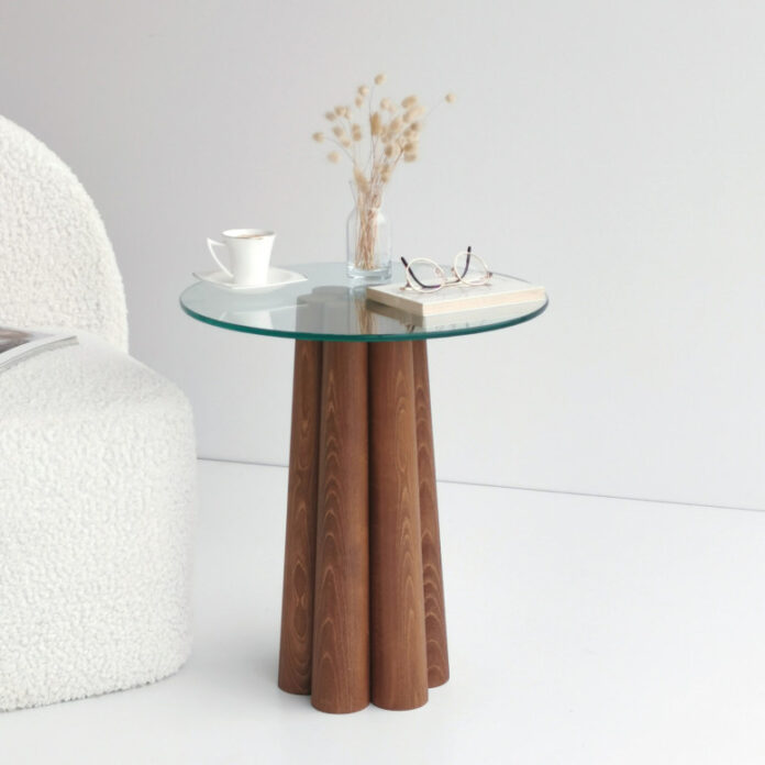 Masuta de Cafea Model Lilliana, 45x50x50 cm, Nuc, Lemn masiv, Blat Sticla securizata Masuta de Cafea Model Lilliana, 45x50x50 cm, Nuc, Lemn masiv, Blat Sticla securizata