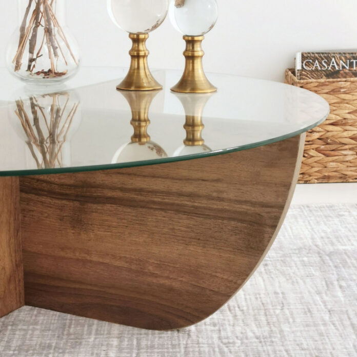 Masuta de Cafea Model Ortiz, 90x90x30 cm, Nuc, Lemn masiv, Blat Sticla securizata Masuta de Cafea Model Ortiz, 90x90x30 cm, Nuc, Lemn masiv, Blat Sticla securizata