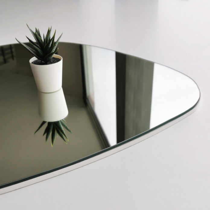 Oglinda SohoAyna85x67cm Negru Oglinda SohoAyna85x67cm Negru