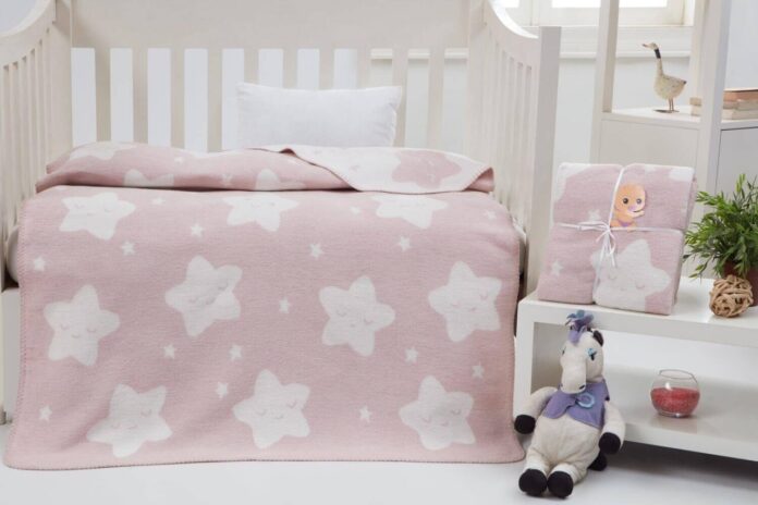 Patura Bebelusi Model Star Light Pink Patura Bebelusi Model Star Light Pink